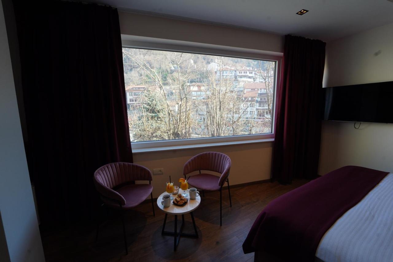 Monarch Hotel Prizren Buitenkant foto